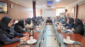 برگزاری نخستین جلسه رئیس جدید مرکز بهداشت جنوب با کارشناسان مسئول ستادی